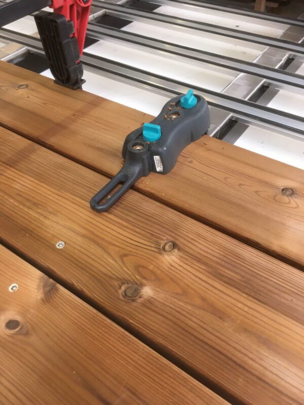 Montage eines wasserdichten Terassenbodens