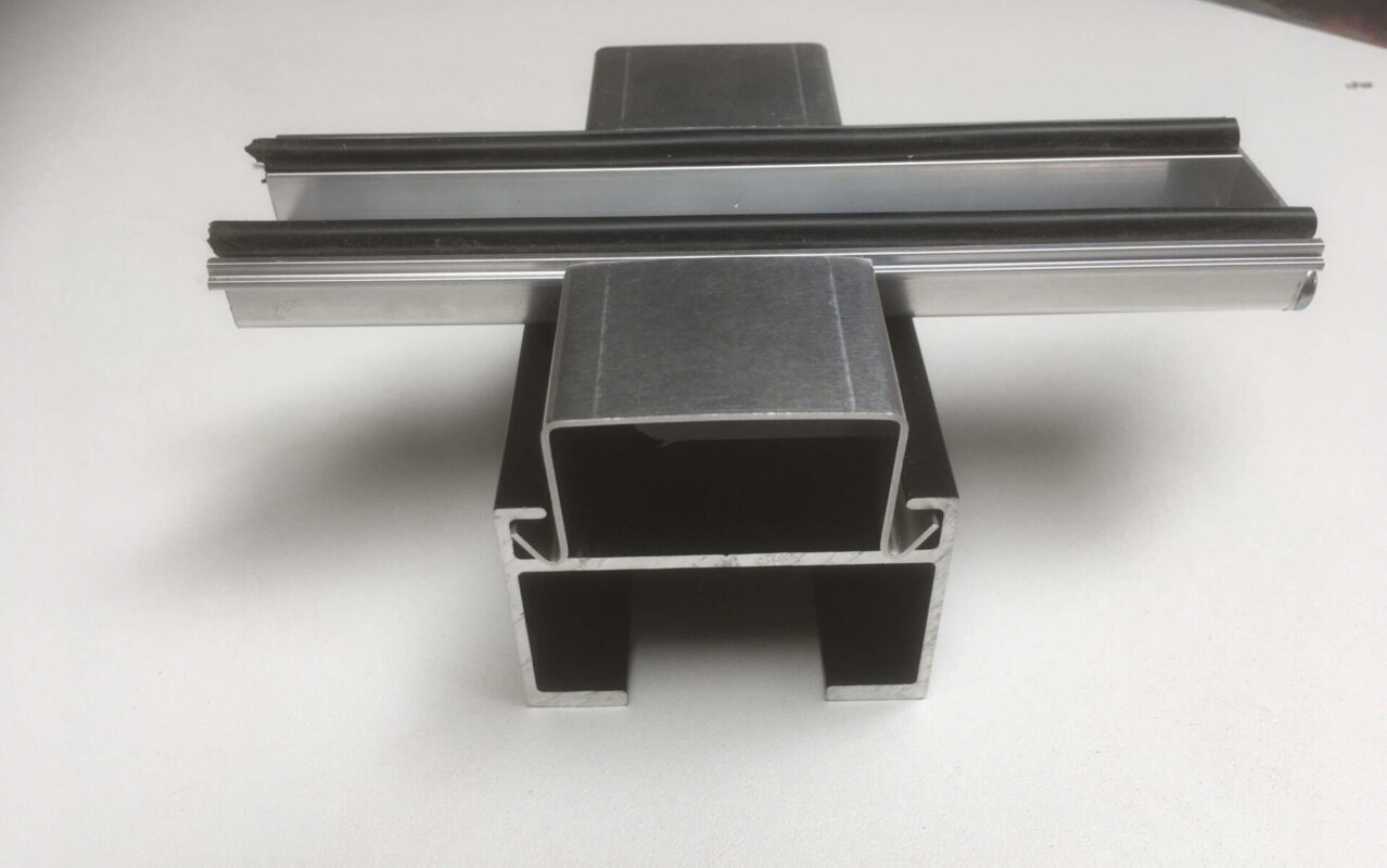 Aquädukt-Schiene Kreuzung