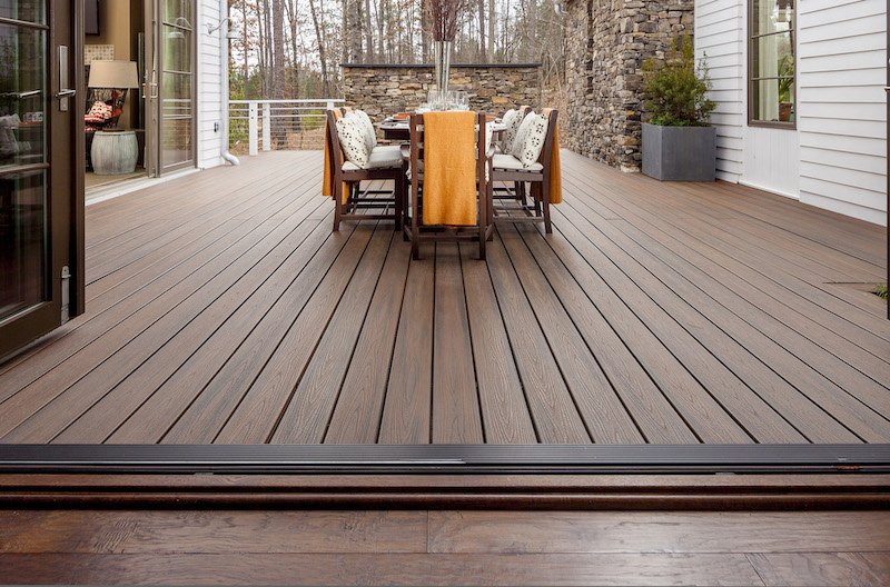 WPC Terassenboden wasserdicht Farbe Spiced Rum