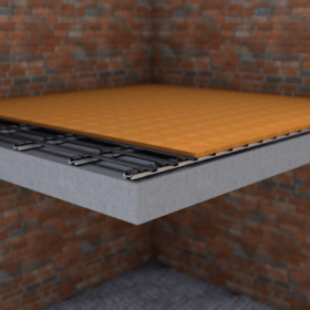 Betonbodenplatte – Slim Aluunterkonstruktion (liegt vollflächig auf) – U2020-Schiene – Belag: WPC-, Kunststoff- oder Holzdiele